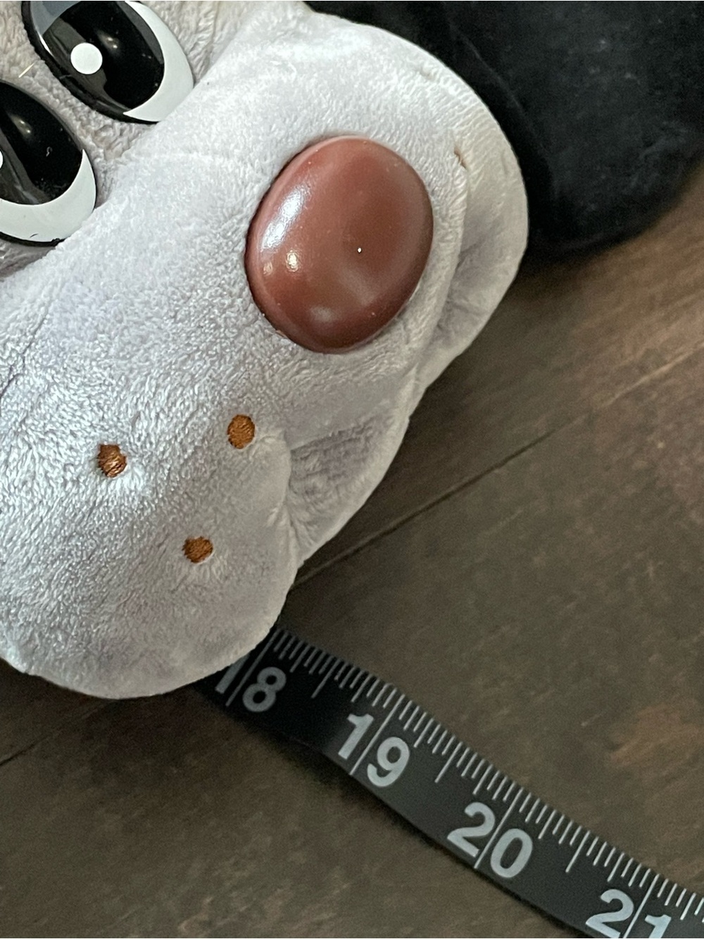 Pound Puppy 2019 18 Inch Hasbro Plush - Picture 9 of 9